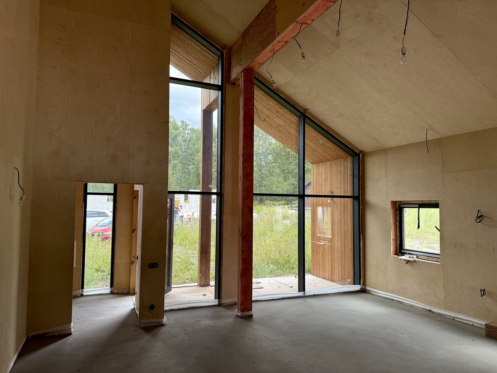 BARN 104