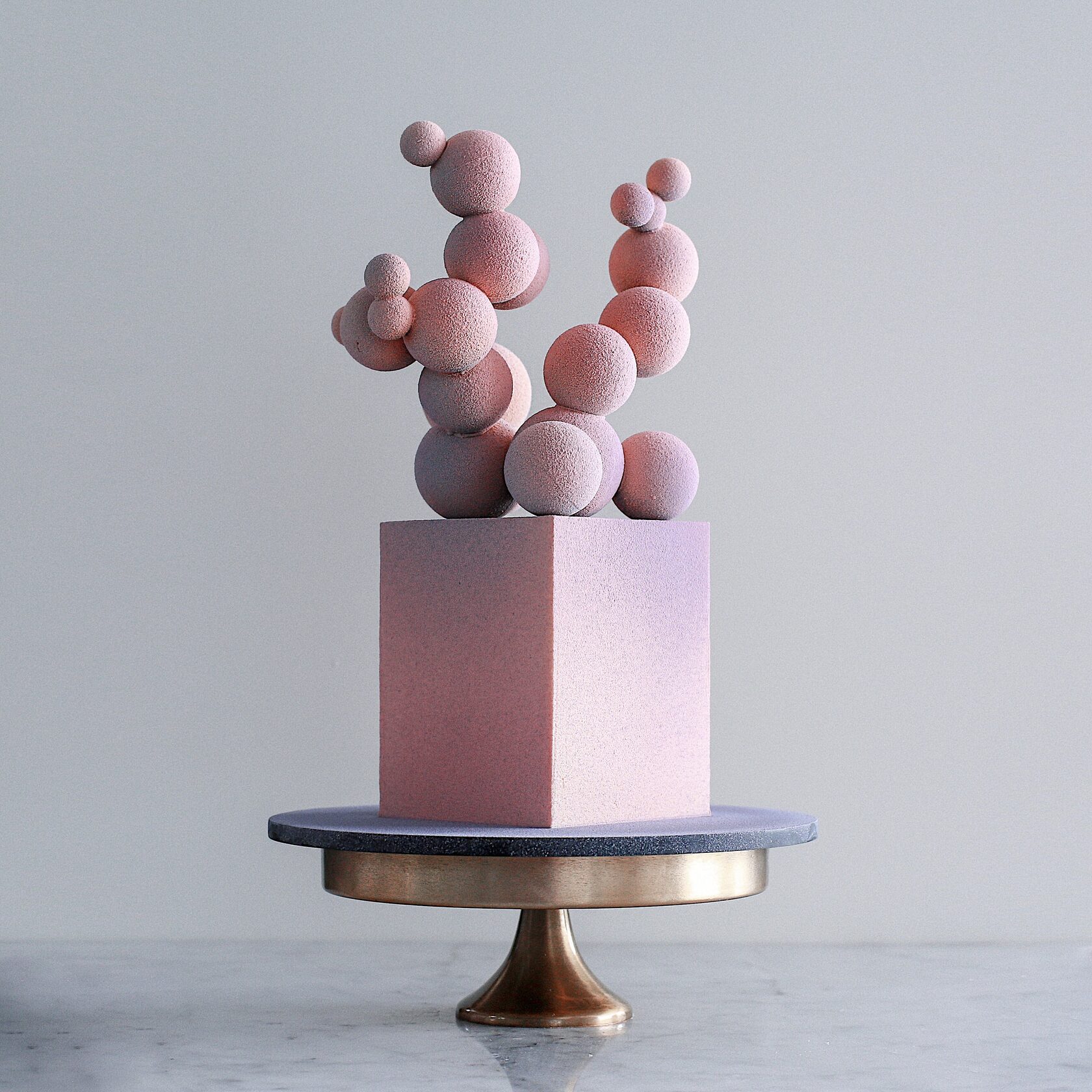 Chocolate molecule - Decorated Cake by Alejandro - CakesDecor