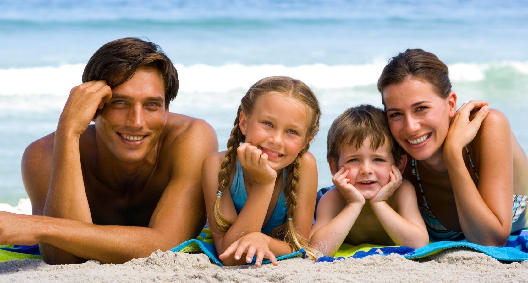 я и моя семья на пляже