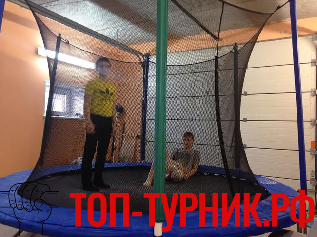 Топ турник интернет. Турники с батутами.