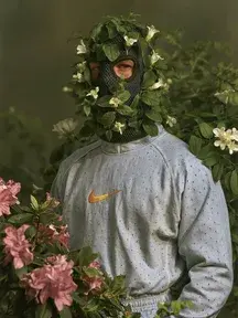 Исходное изображение: Рука — цветочный образ