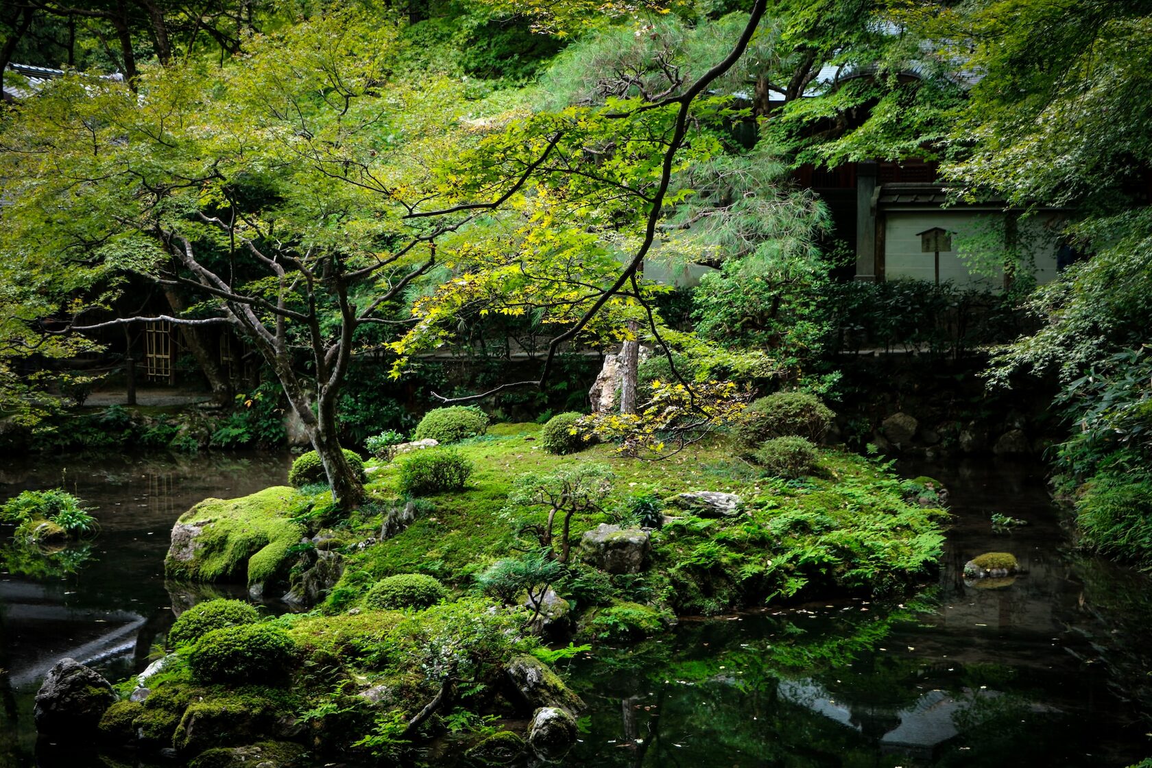 Сад у пруда, Храм Нанзэндзи, Киото, Япония