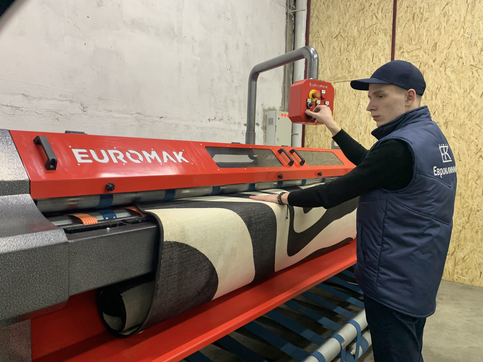 Химчистка ковров Омис