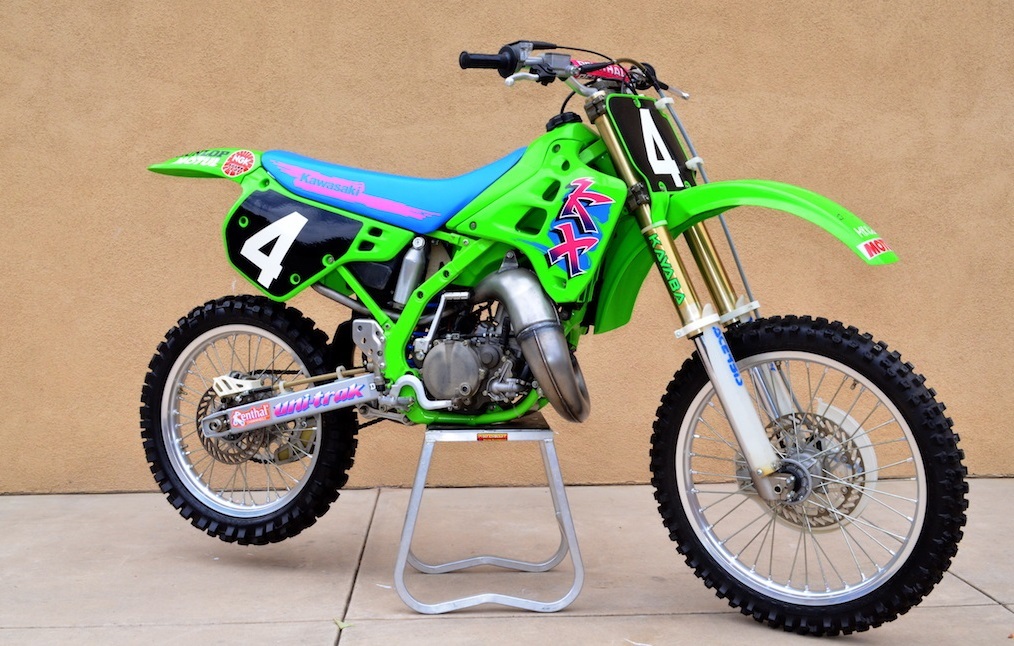 Страницы истории: Kawasaki КХ125 1991 года Майка Кедровски