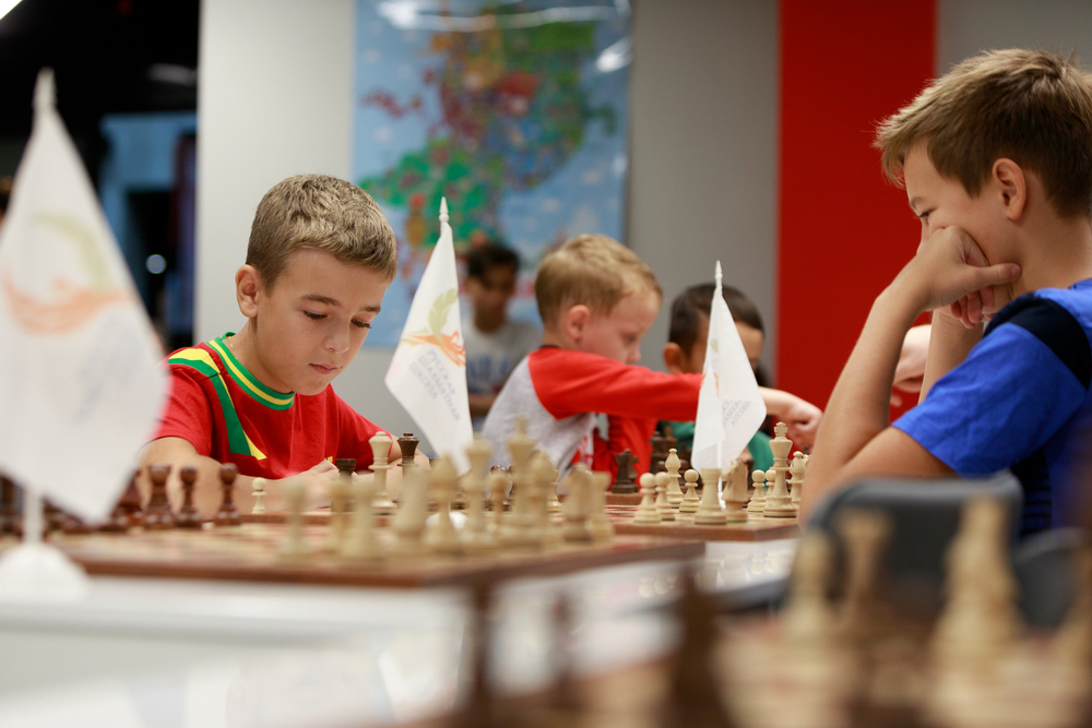 марат андреевич учитель шахмат. шахматы в школе. турнир по шахматам европа-азия. гусев владимир викторович шахматы. 06.