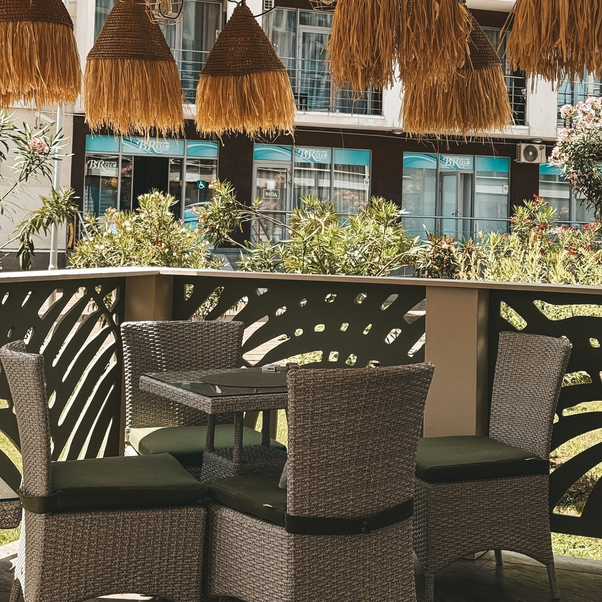 Мебель для террасы и веренды из искусственного ротанга