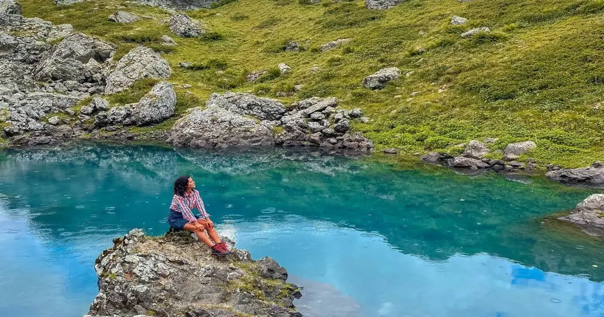 озеро Абуделаури в Грузии