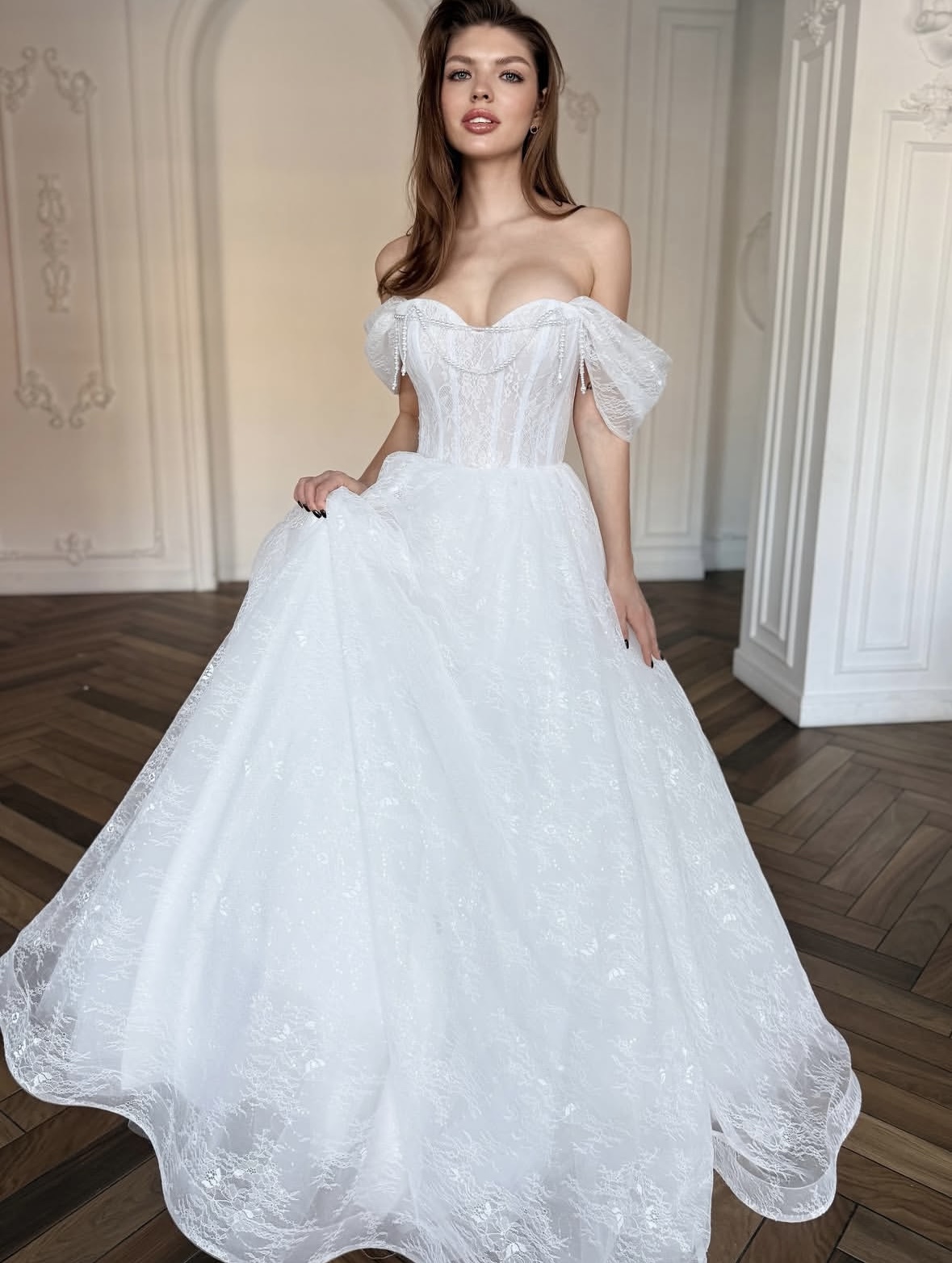 свадебное платье с открытыми плечами