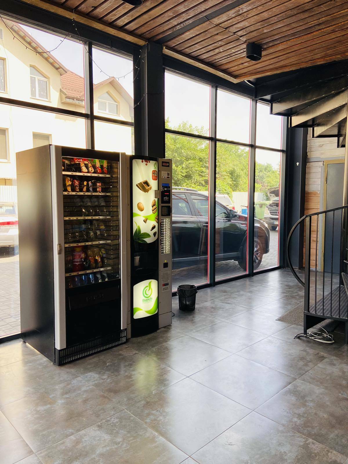 Бесплатная установка кофейных и снековых автоматов в Киеве
