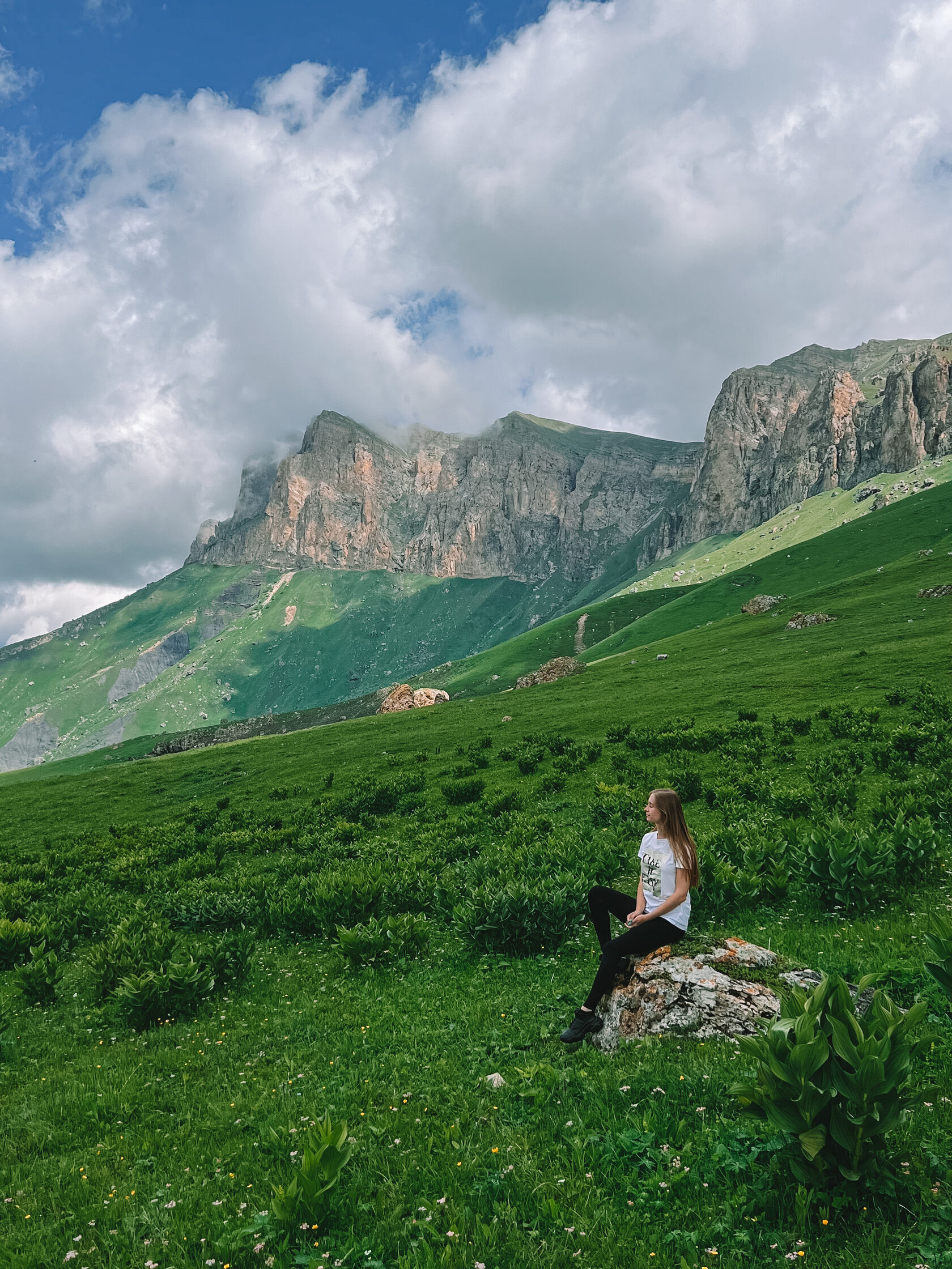 Гора тихтенген кабардино балкария. Кбр 12. Кабардино-балкарии кабардино-балкария. Кбр 12. Ущелье реки ирик-чат.