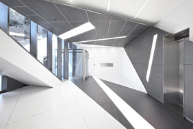 Многофункциональный комплекс Kö-Bogen