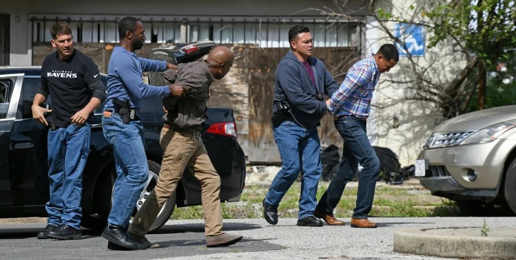 Кадр из этого хорошего сериала 