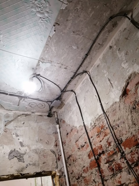 Прокладка электрического кабеля