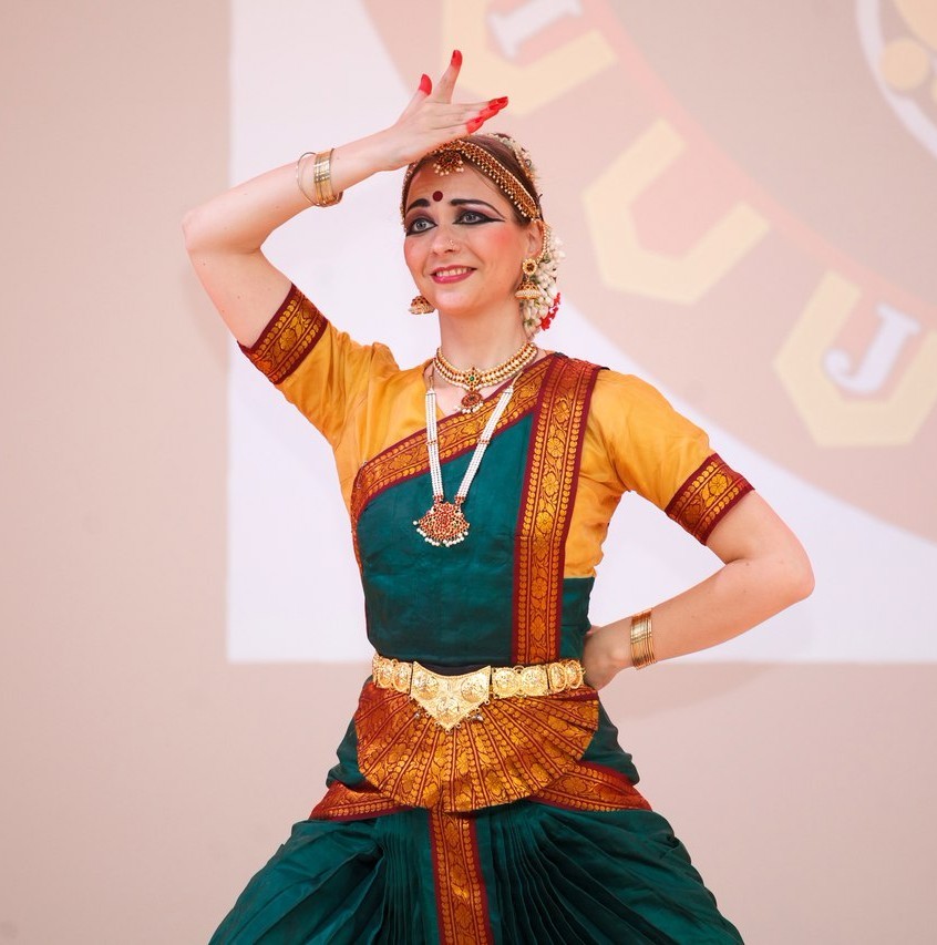 Мастер-классы индийских танцев в СНГ