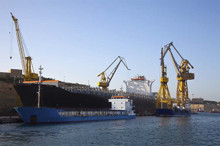 Какие грузы нельзя перевозить по морю