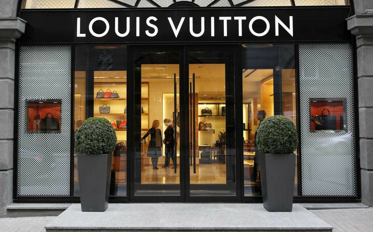 Формула неомраченного успеха Louis Vuitton - новости Kapital.kz
