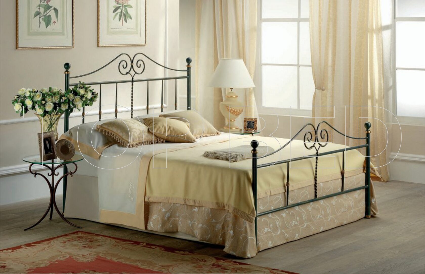 Спальня в стиле Прованс с металлической кроватью