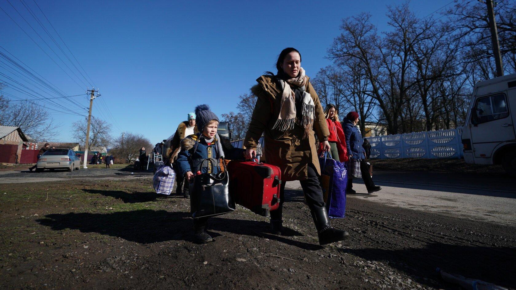Беженцы гражданство россии. Беженцы с Донбасса. Дети беженцы из Украины. Украинские дети беженцы.
