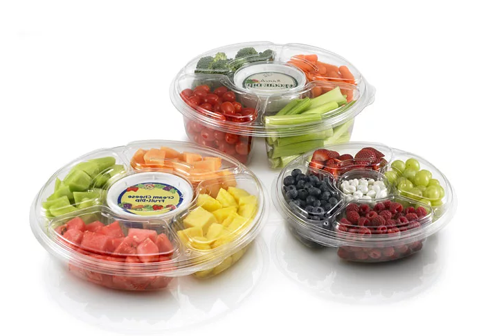 Купить одноразовые продукты. Упаковка для фруктов. Овощи нарезанные в контейнере. Одноразовая посуда для нарезанных фруктов. Пластиковая упаковка.