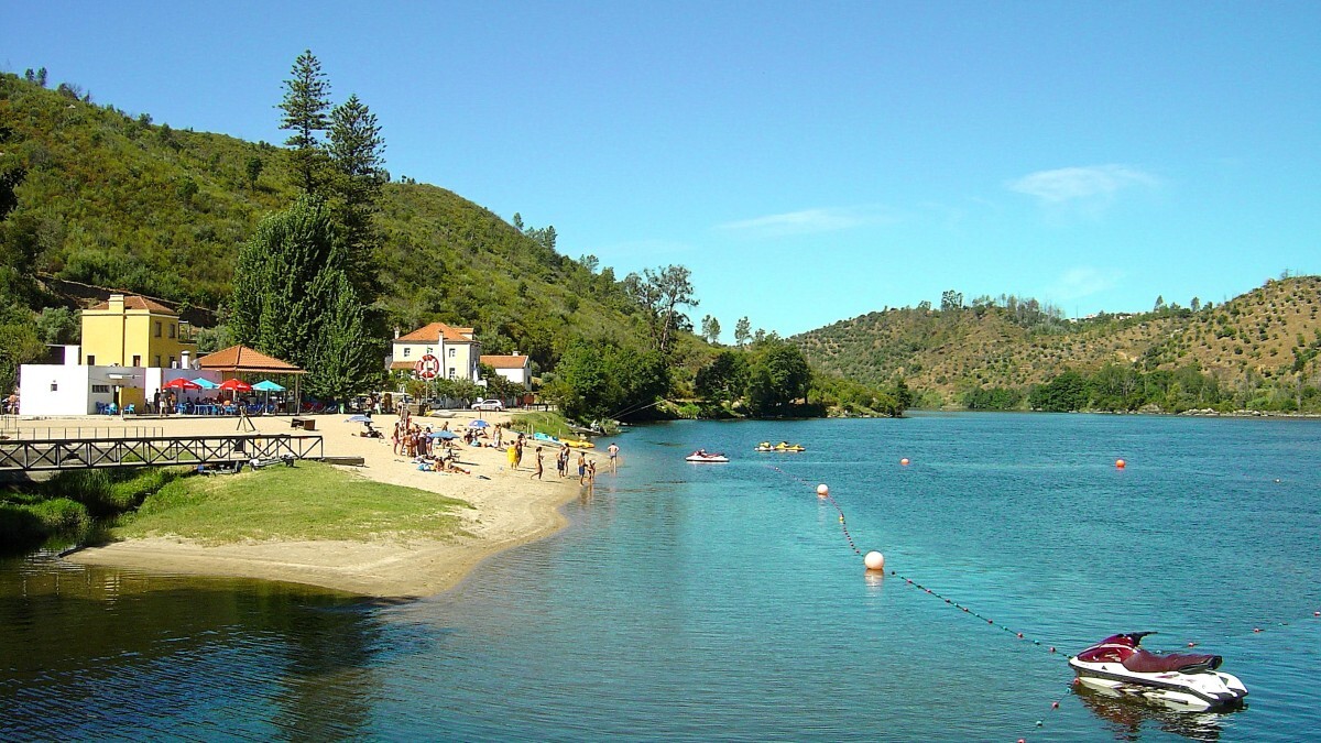 озеро Португалії