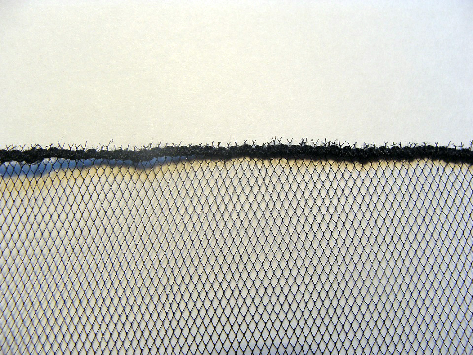 Владимирская гладь вышивка. Гладь сетка. Крюил вышивка швы. Якобинская вышивка сетки. Гладь сетка.