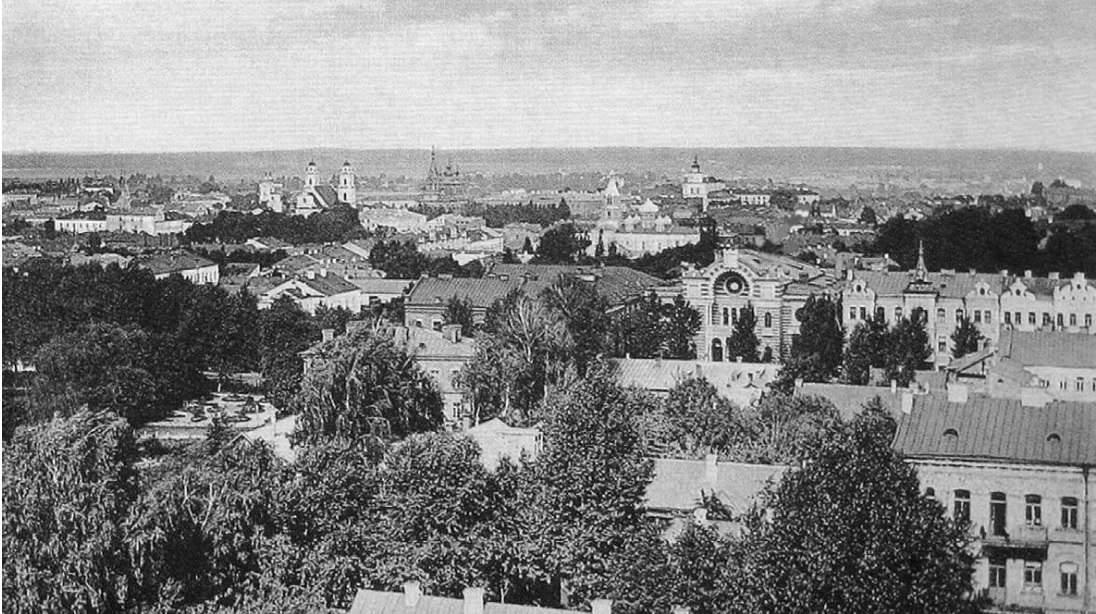 Вид на бывшую Большую Хоральную синагогу с высоты птичьего полета.