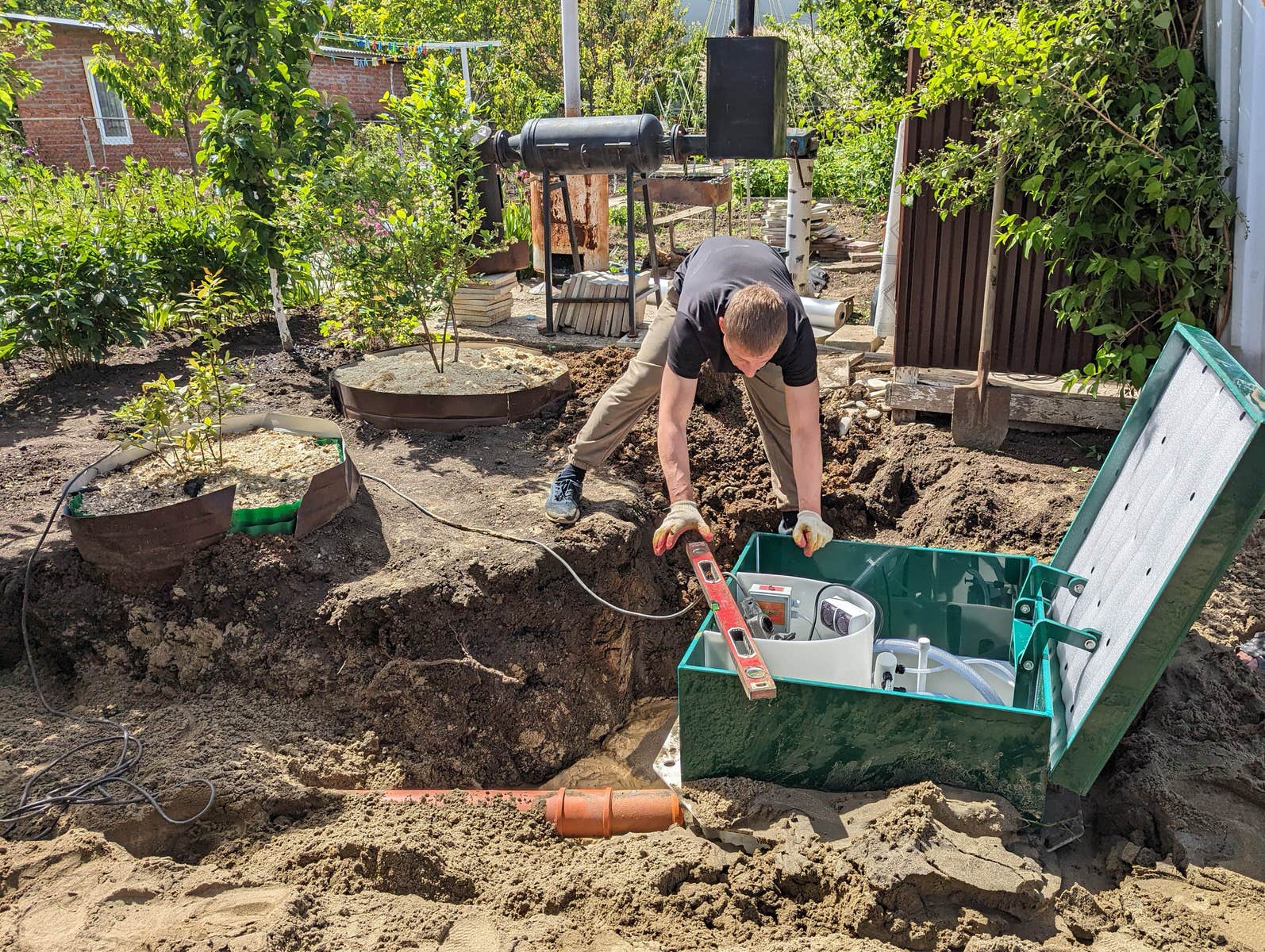 Установка септиков для частных домов, дач, коттеджей от компании «Арт ...