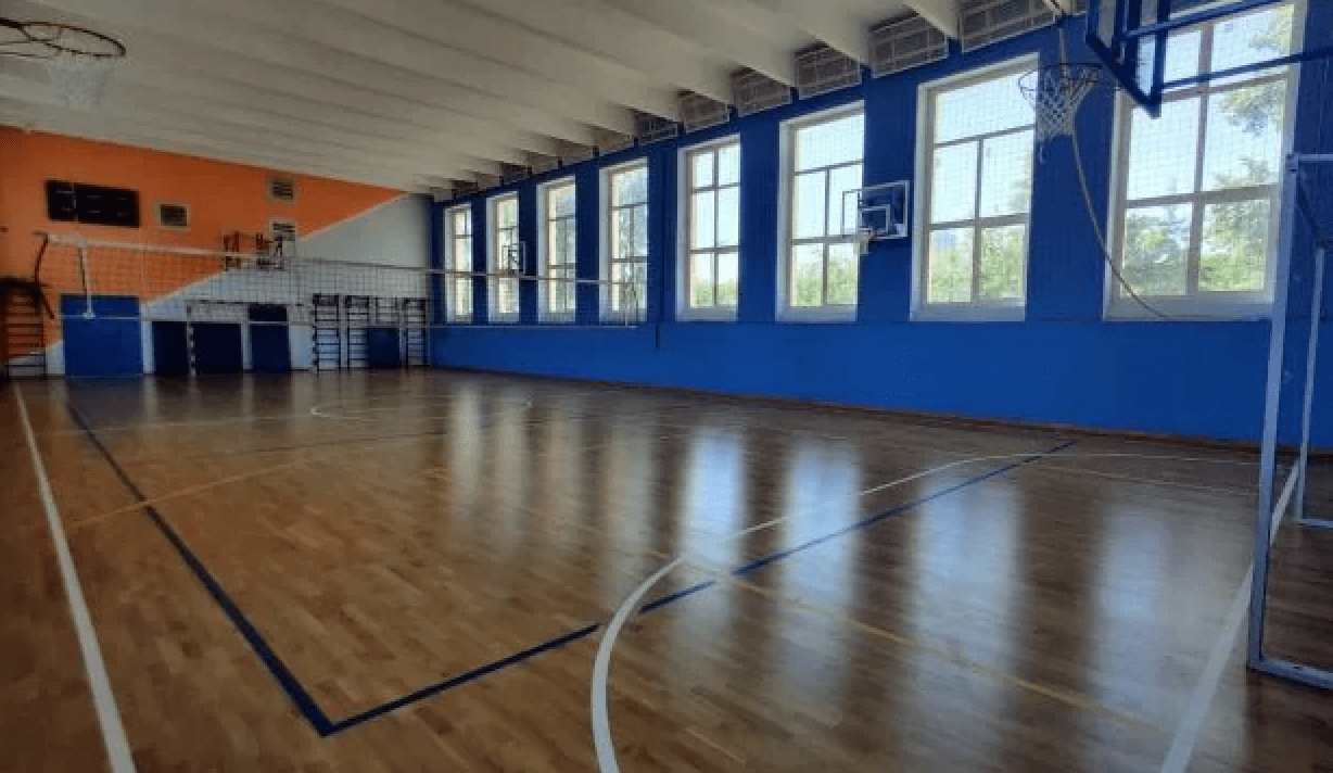 Аренда футбольного поля, баскетбольной площадки и волейбольного зала в ...