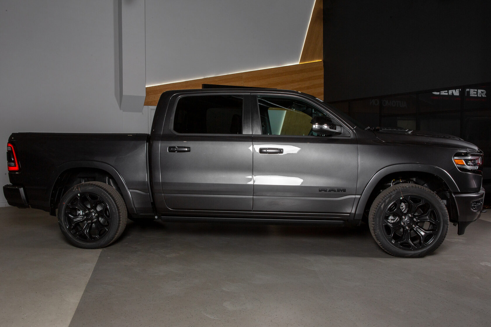 Ram 1500 Crew Cab