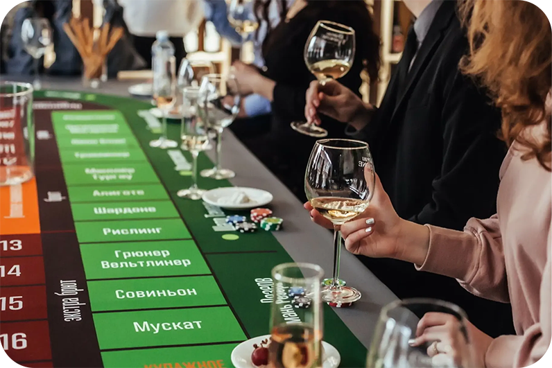 фото нанесения макияжа на лицо девушки 