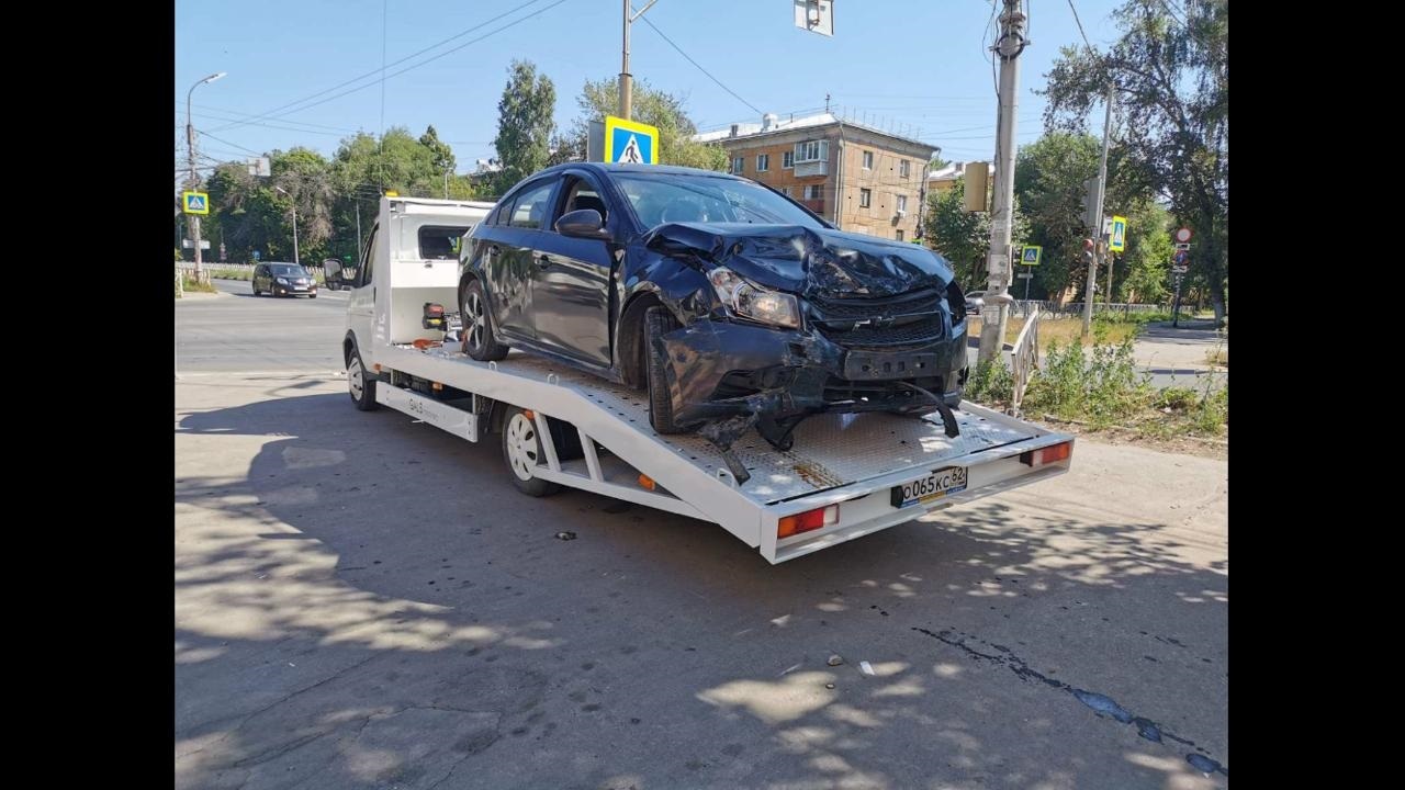 Эвакуатор при ДТП 24 часа. Эвакуация авто после Аварии. Вызвать Эвакуатор  Срочно.