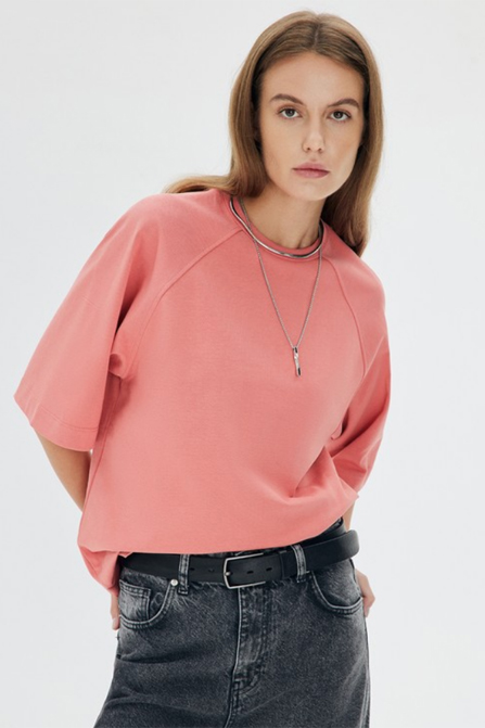 Стильное женское пальто. GATE31 — это минималистичный бренд верхней одежды из Санкт–Петербурга.