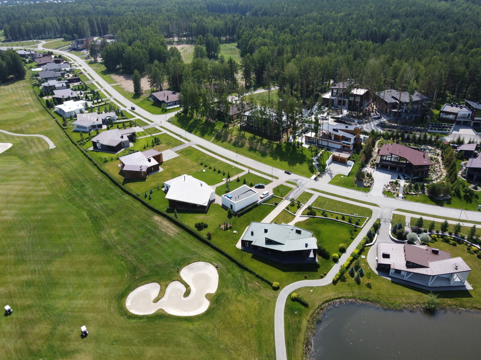Pine Creek Village недвижимость на гольфкурорте