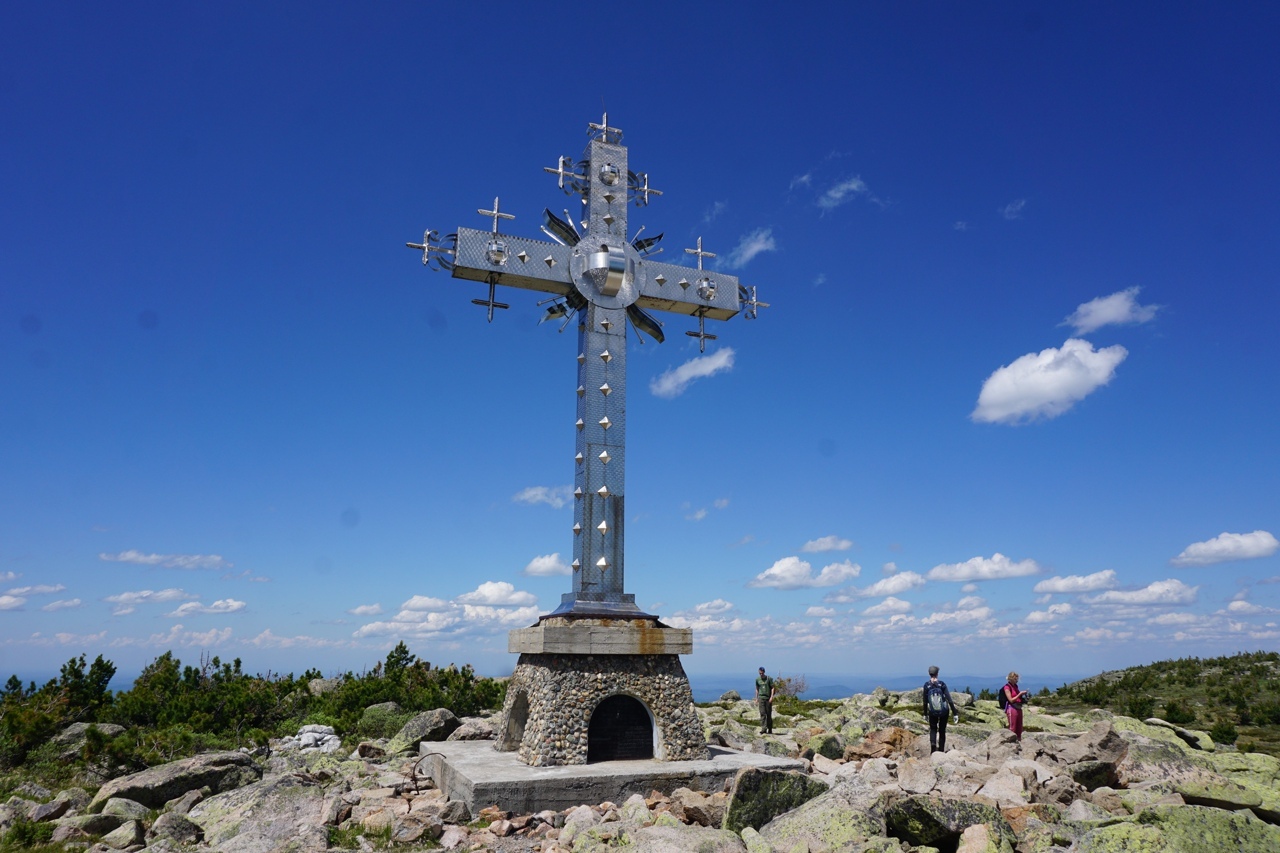 Шерегеш крест на горе