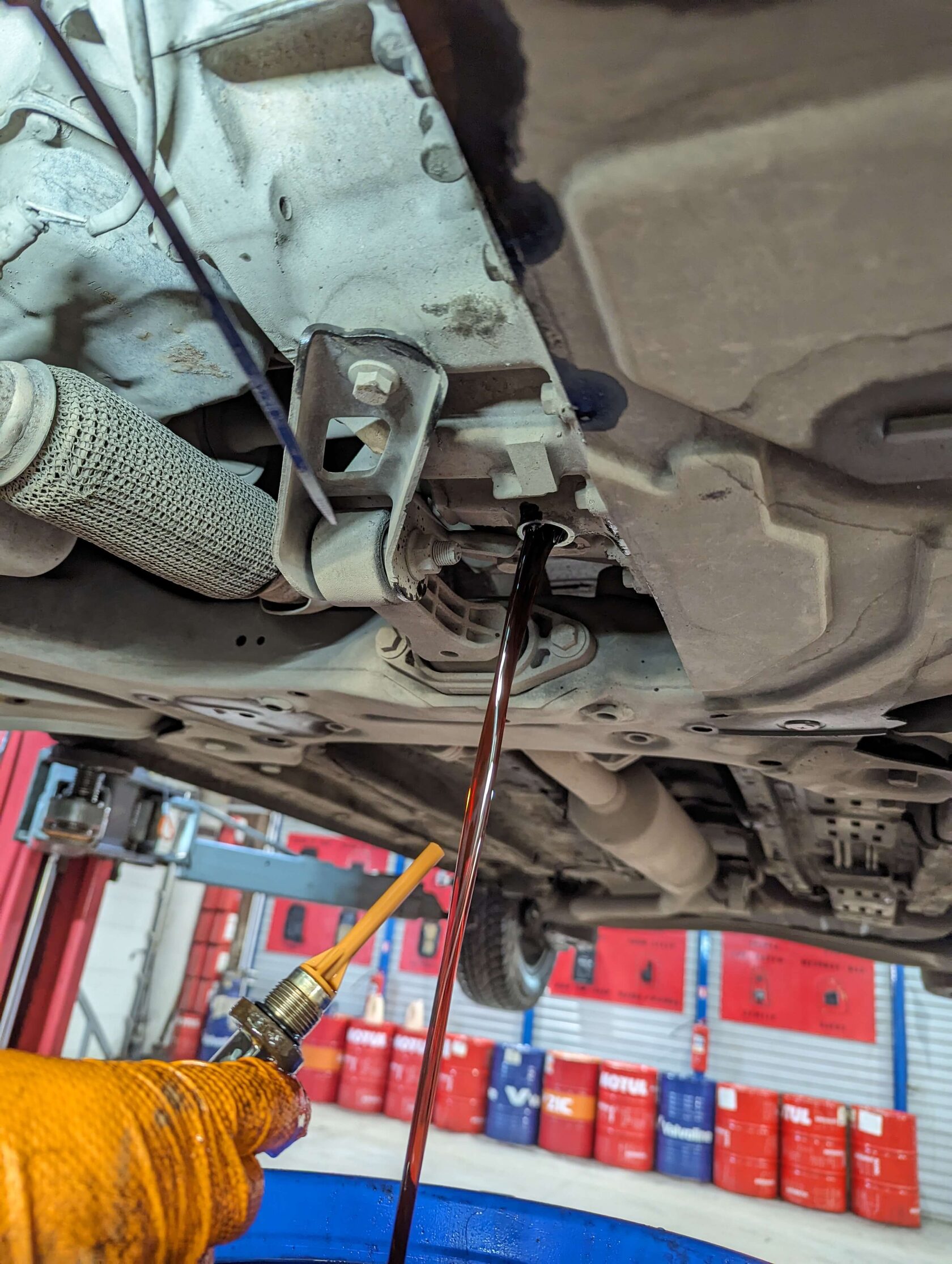 Слив масла из картера АКПП Aisin