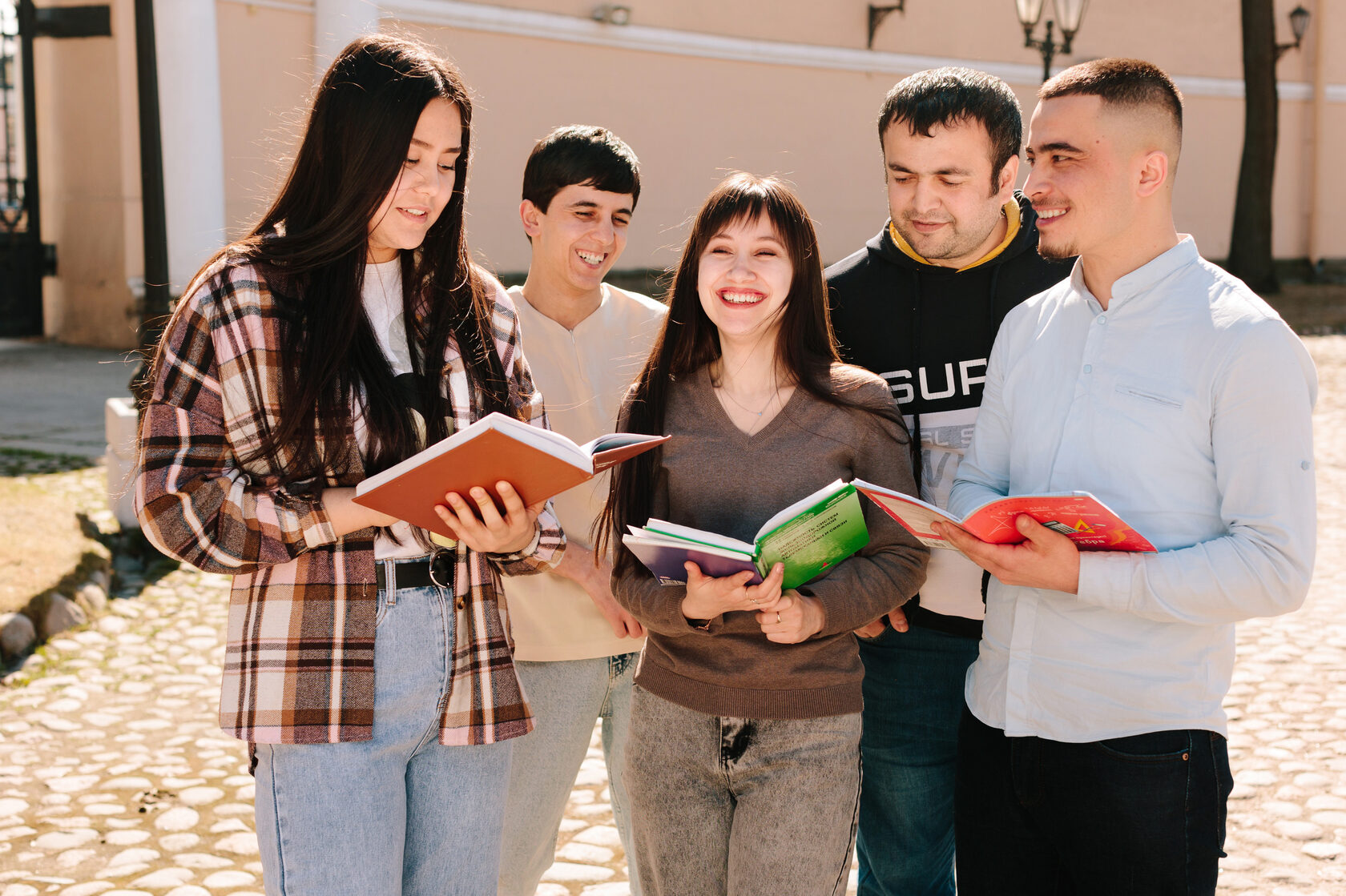 Russian studies. ООО Юнион стади. Study in Russia. Union study Russia logo. Studying Russian.