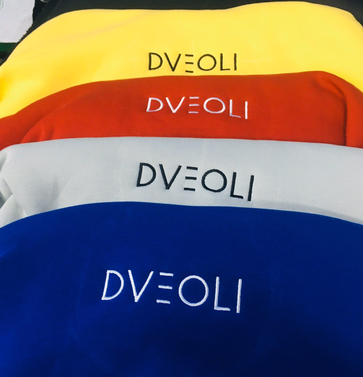 Вышивка на толстовках