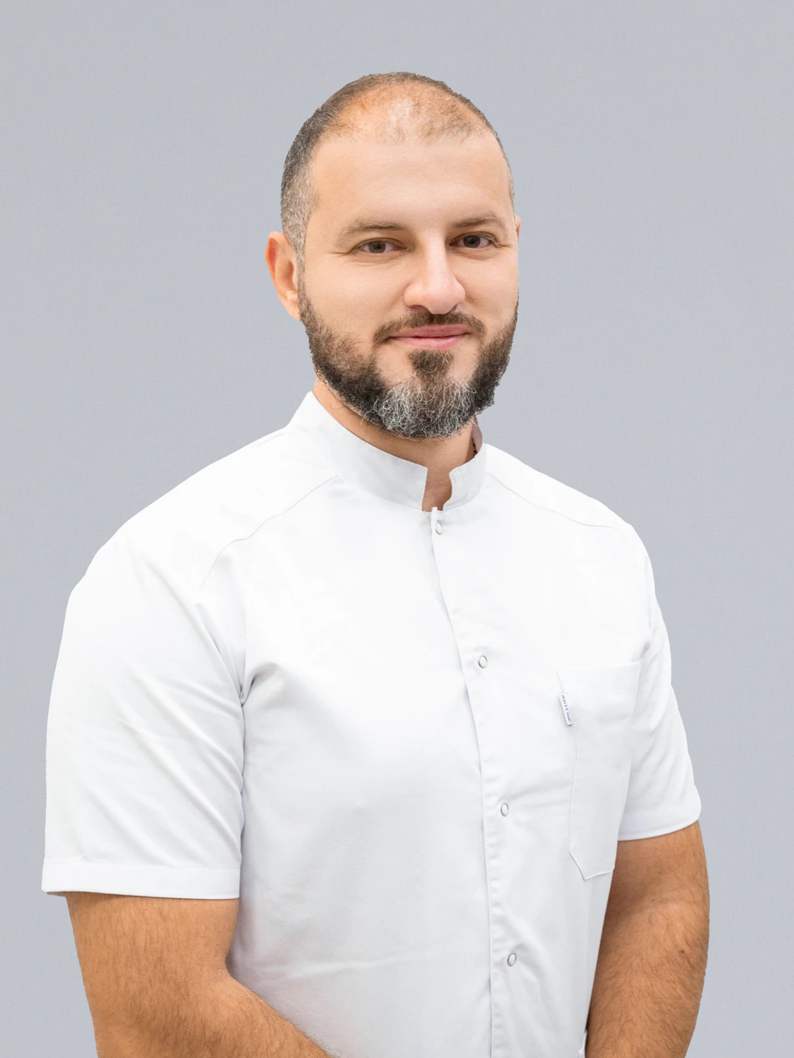 Микаелян Мамикон Георгиевич стоматолог-ортопед в стоматологии Алисар