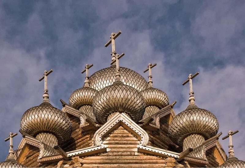 Купола церкви в Кижах