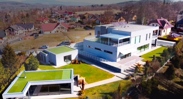 Villa in Karlovy Vary main view