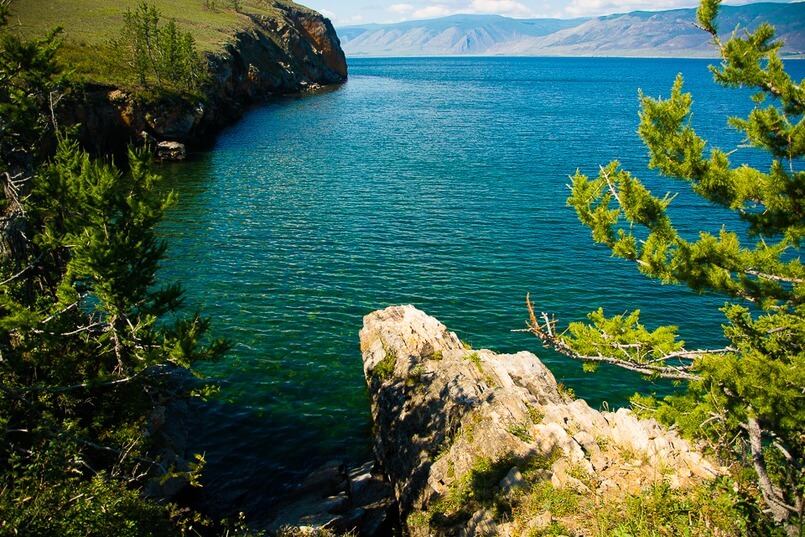 Озеро байкал фото летом хорошего качества Зеленый байкал