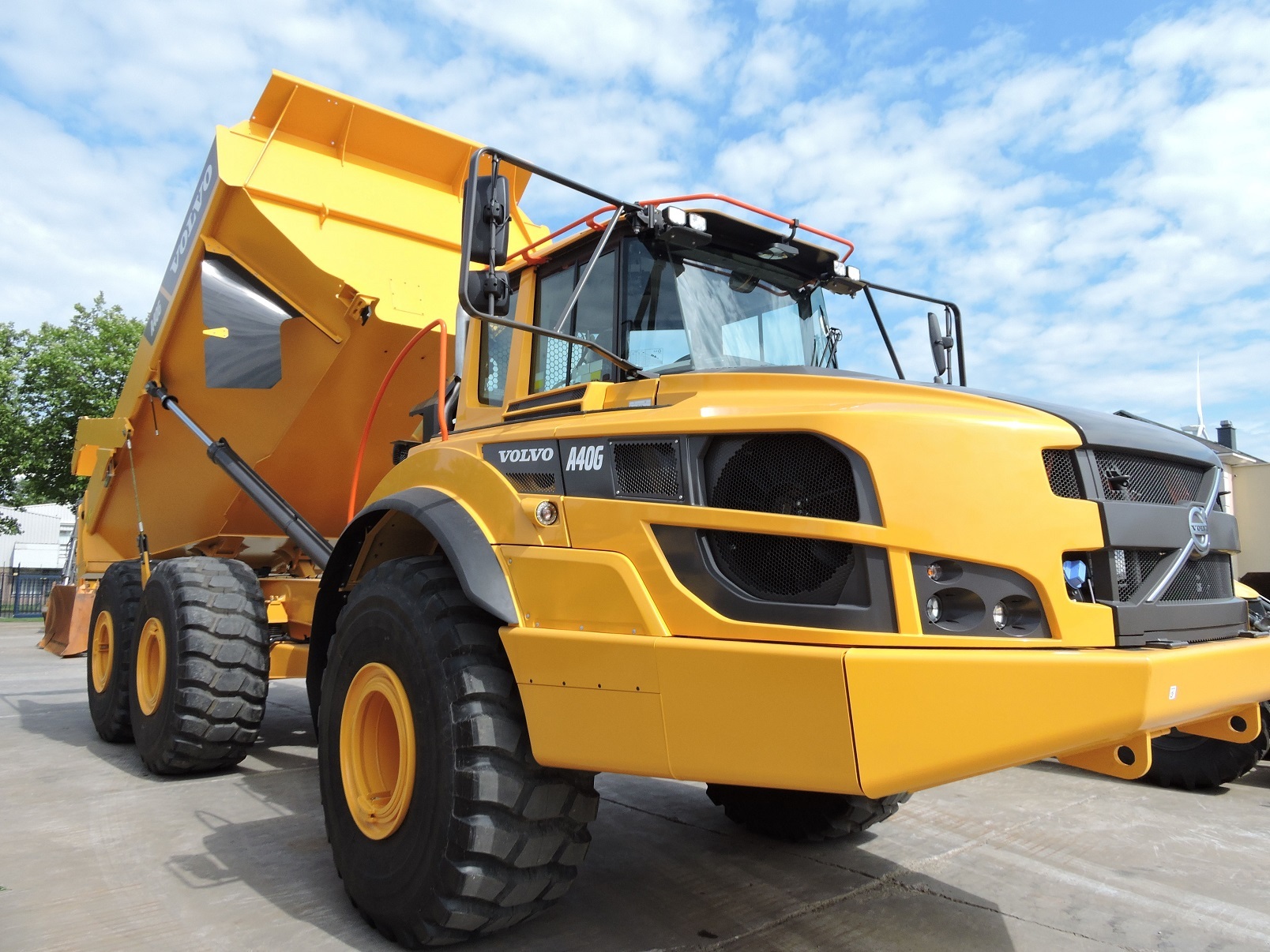 Шарнирно-сочлененный самосвал Volvo A40G