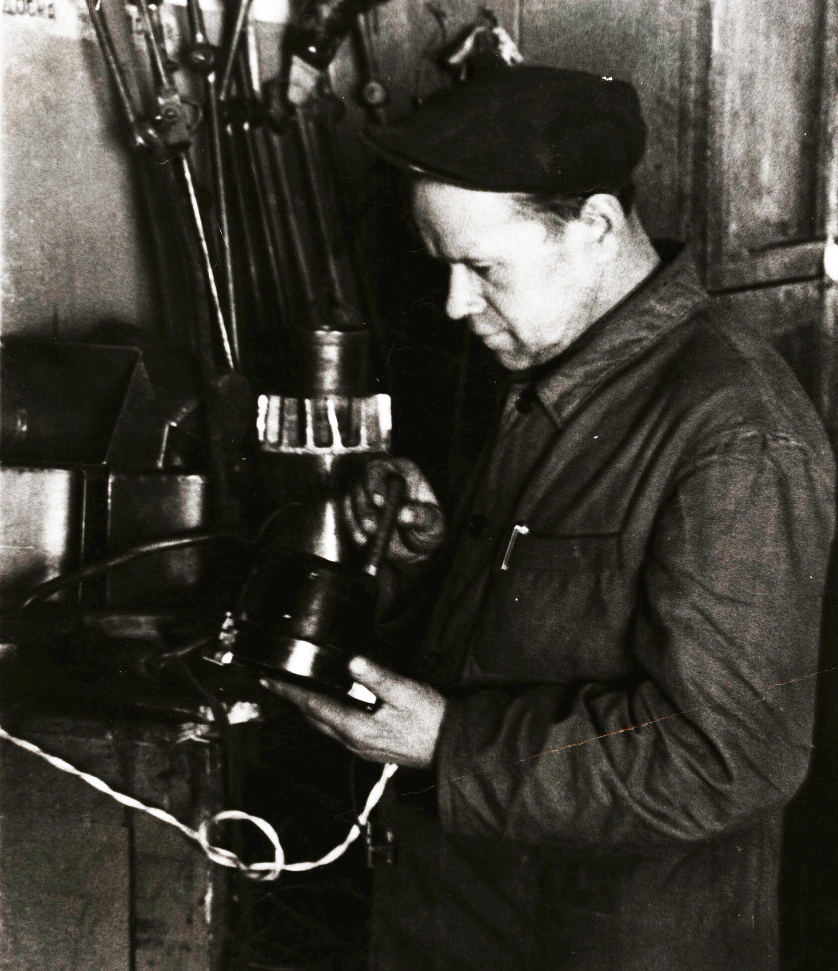 Бригадир электриков О.А.Амон. 1950-е гг.