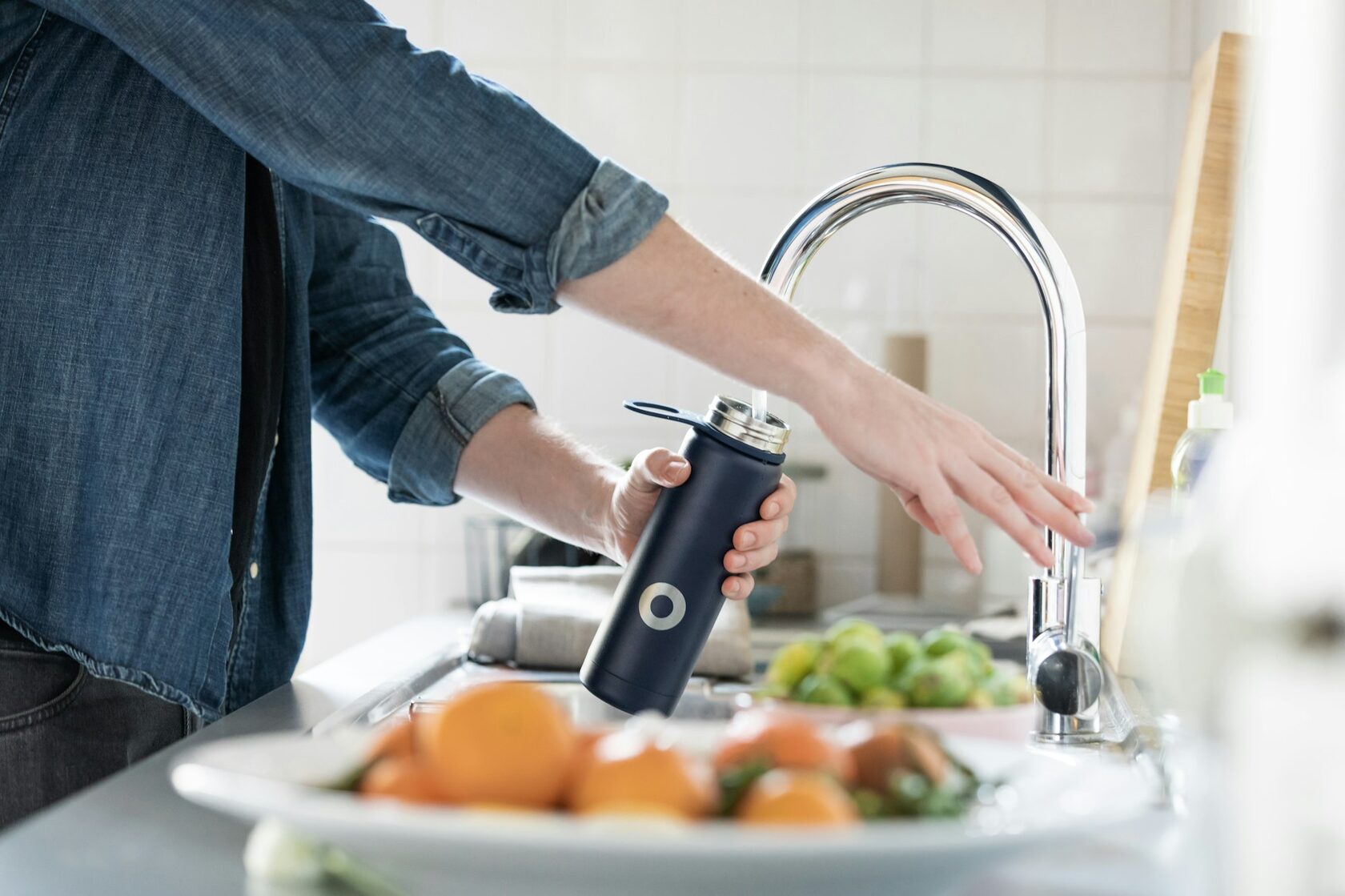 Отдельный кран для питьевой воды на кухонной мойке