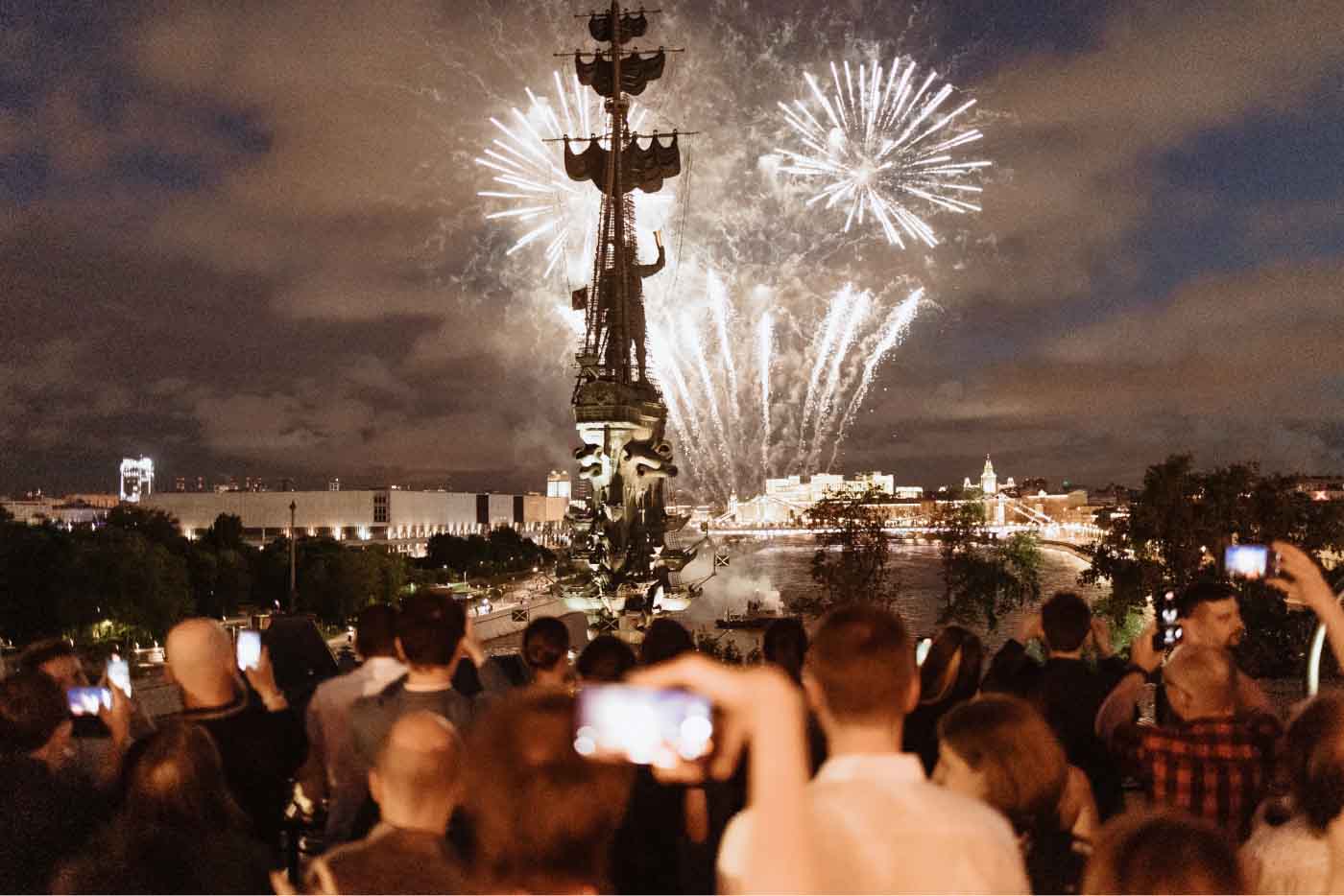 Где провести мальчишник в Москве, топ необычных мест и лучших идей