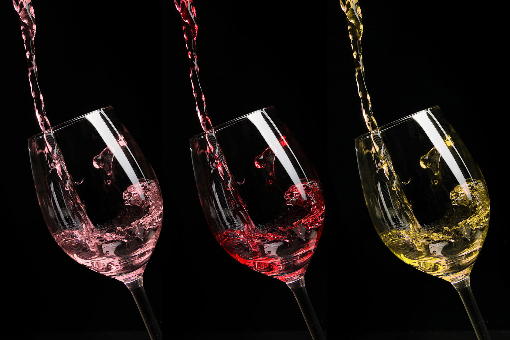 Вино эстетика. Красное вино. Бокал с вином. Вино в бокале что это. Вино фон.