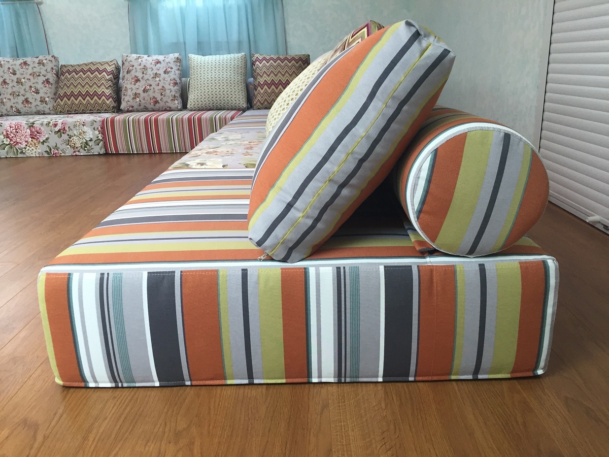 Модульный диван из подушек бескаркасный