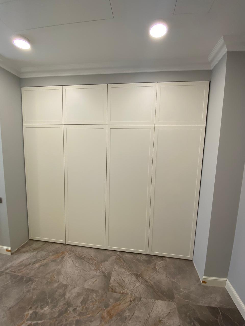 Распашной шкаф — фрезеровка, эмаль