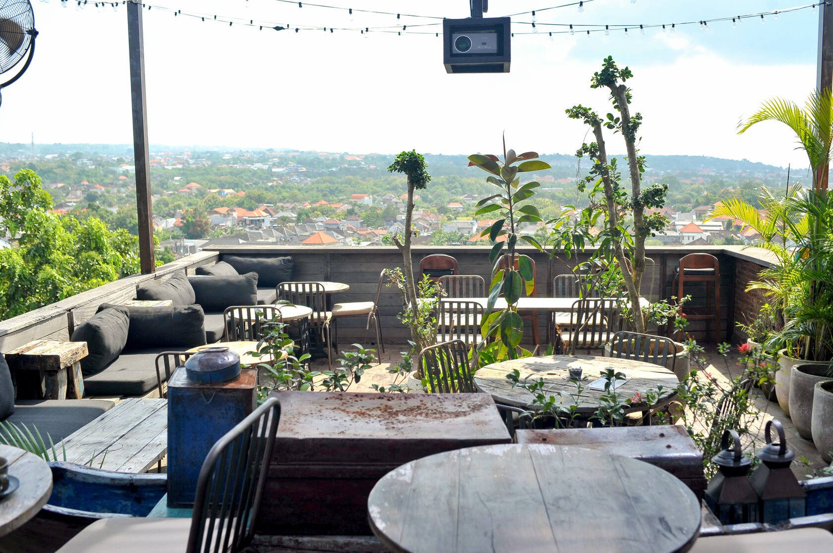 Panoramic view of the Bukit Peninsula and the ocean