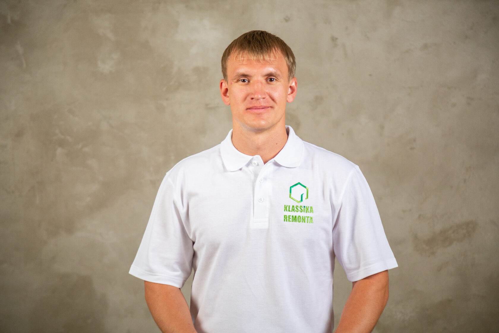 ВЛАДИМИР ЧУРАЕВ РУКОВОДИТЕЛЬ КОМПАНИИ Классика ремонта Новосибирск